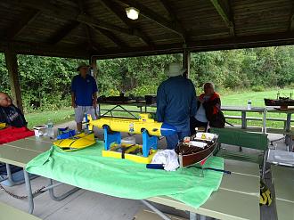 Click image for larger version

Name:	fs1 and minion sub.jpg
Views:	356
Size:	736.0 KB
ID:	149353