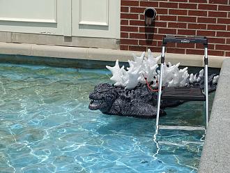 Click image for larger version  Name:	godzilla at bay_s.jpg Views:	0 Size:	1.84 MB ID:	151823
